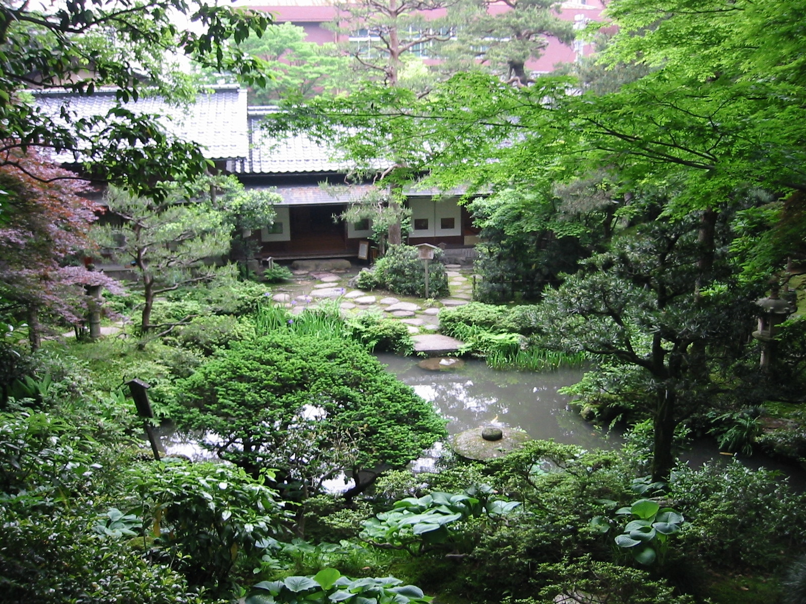 GyokusenenNiwa3.jpg