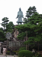 Kenrokuen Statue